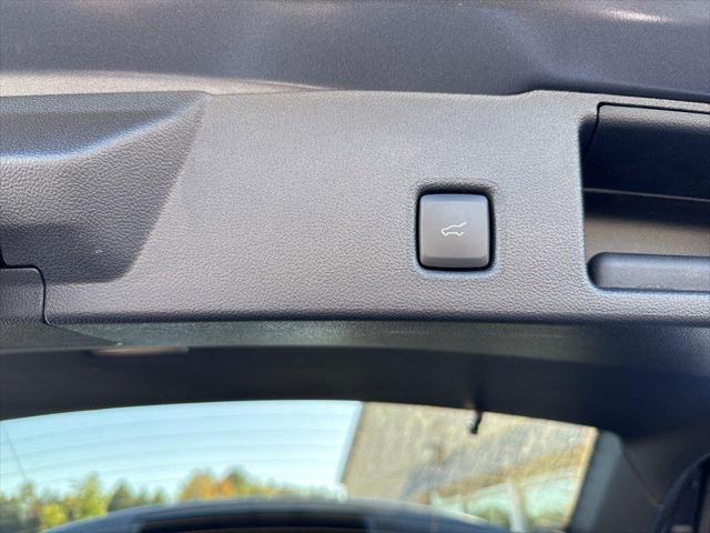new 2025 Ford Escape car, priced at $29,418