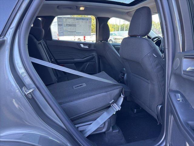new 2025 Ford Escape car, priced at $29,418