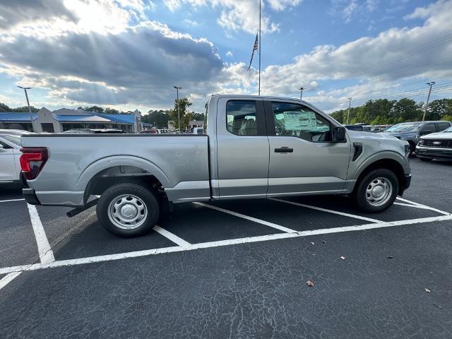 new 2024 Ford F-150 car, priced at $37,356