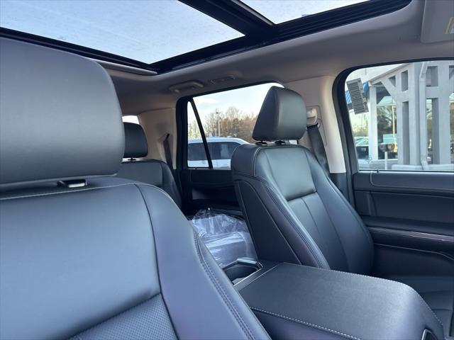 new 2024 Ford Expedition car, priced at $59,785