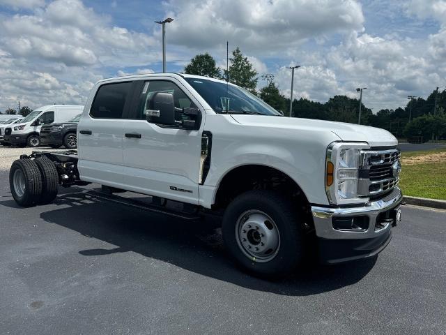 new 2024 Ford F-350 car, priced at $66,037