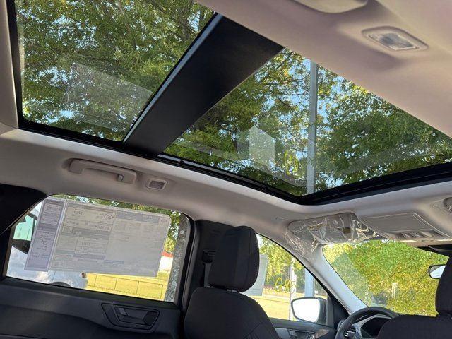 new 2025 Ford Escape car, priced at $33,075