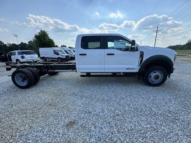 new 2024 Ford F-450 car, priced at $65,686