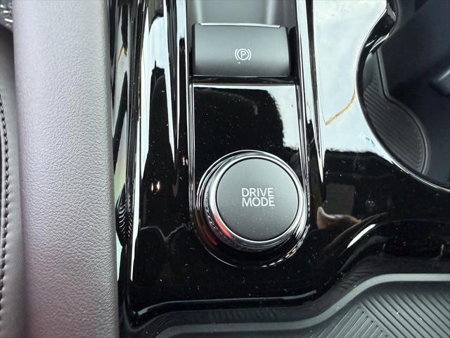 new 2025 Ford Explorer car, priced at $58,205