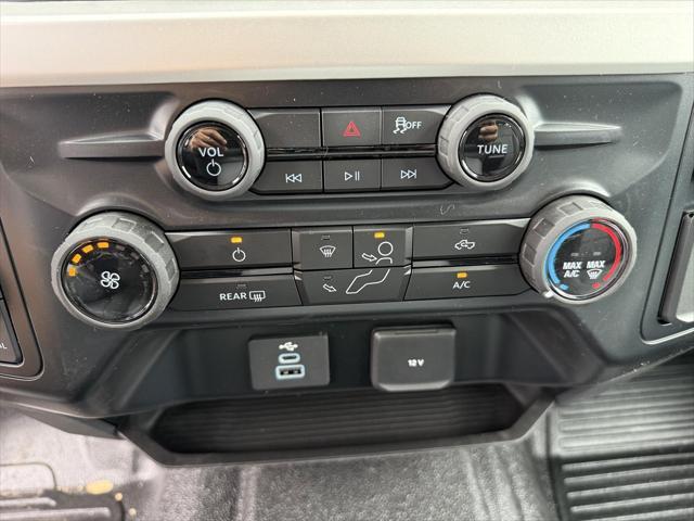 new 2025 Ford F-450 car, priced at $95,288