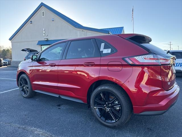 new 2024 Ford Edge car, priced at $36,655