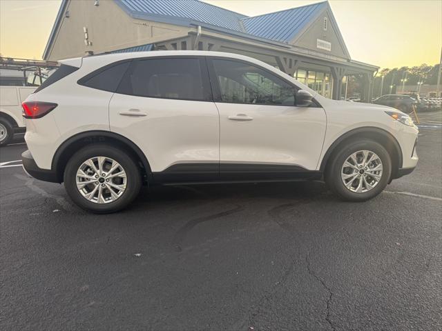 new 2025 Ford Escape car, priced at $30,480