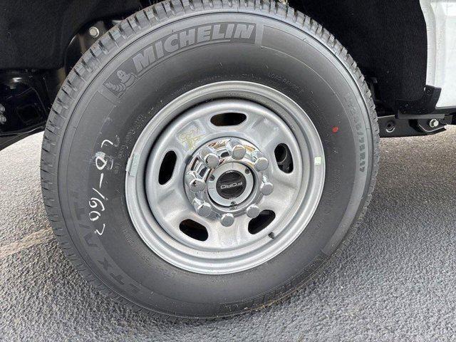 new 2024 Ford F-250 car, priced at $58,626