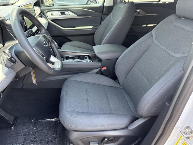 new 2025 Ford Explorer car, priced at $41,563