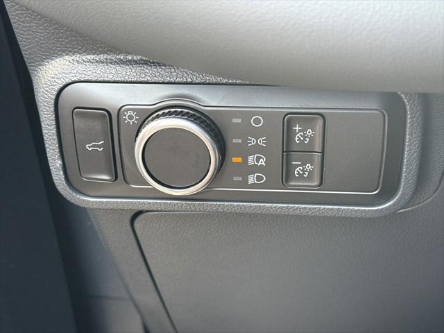 new 2025 Ford Explorer car, priced at $41,563