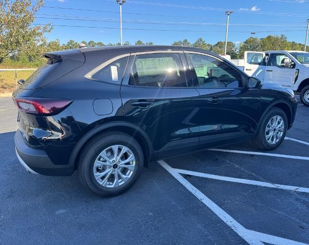 new 2025 Ford Escape car, priced at $30,403