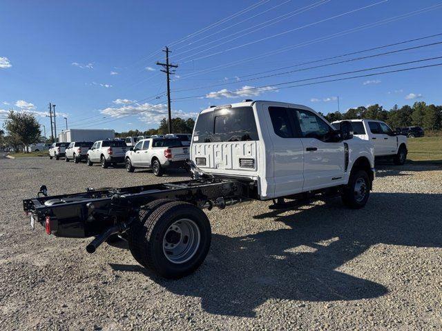 new 2024 Ford F-350 car, priced at $64,133