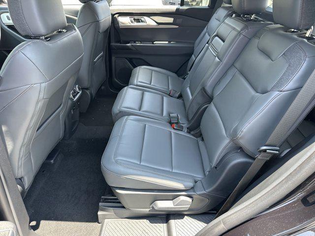 new 2025 Ford Explorer car, priced at $46,108