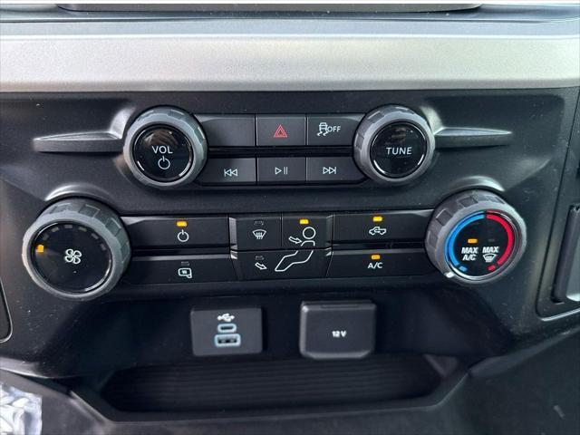 new 2025 Ford F-250 car, priced at $71,698