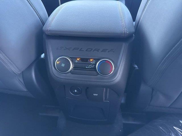 new 2025 Ford Explorer car, priced at $48,205