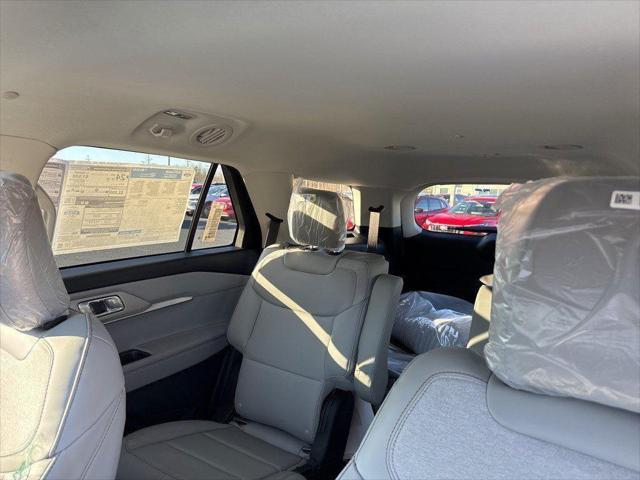 new 2025 Ford Explorer car, priced at $40,184