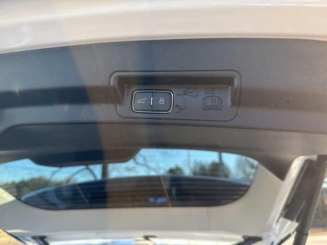 new 2025 Ford Explorer car, priced at $46,800