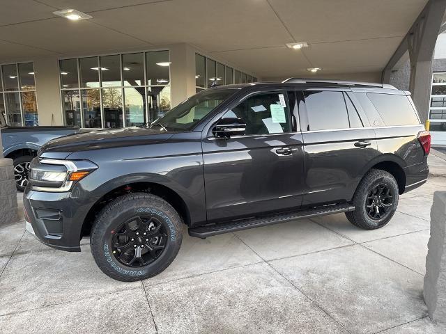 new 2024 Ford Expedition car, priced at $73,913