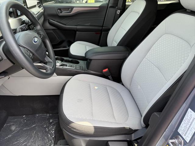 new 2025 Ford Escape car, priced at $25,423