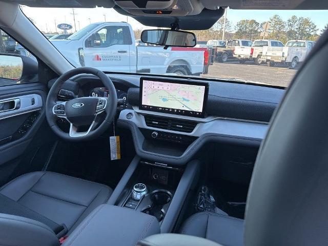 new 2025 Ford Explorer car, priced at $51,813