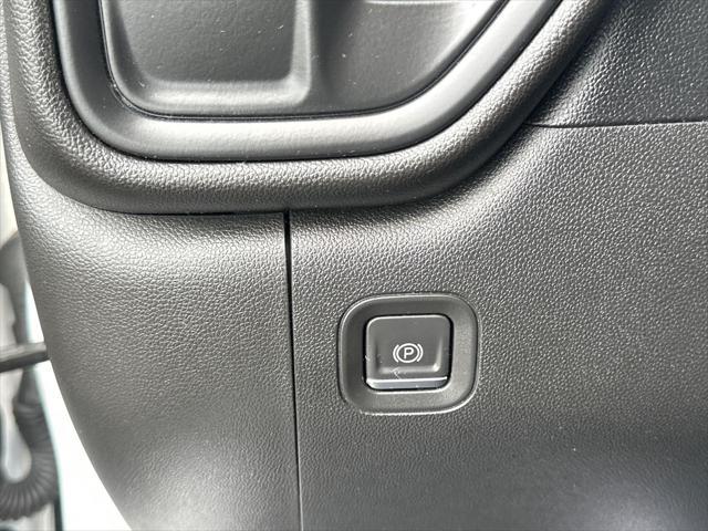 used 2021 Chevrolet Silverado 1500 car, priced at $27,868