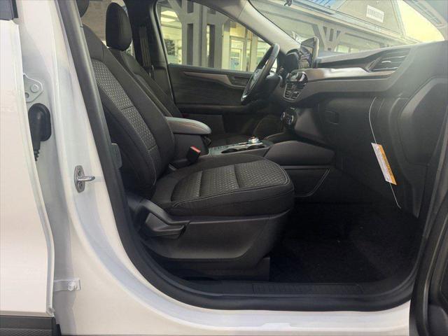 new 2025 Ford Escape car, priced at $25,610