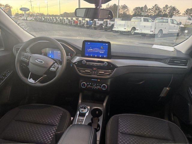 new 2025 Ford Escape car, priced at $25,610