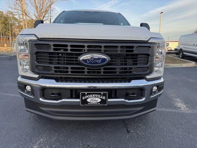 new 2025 Ford F-250 car, priced at $53,853