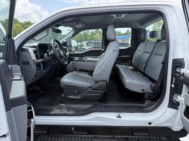 new 2025 Ford F-250 car, priced at $51,253