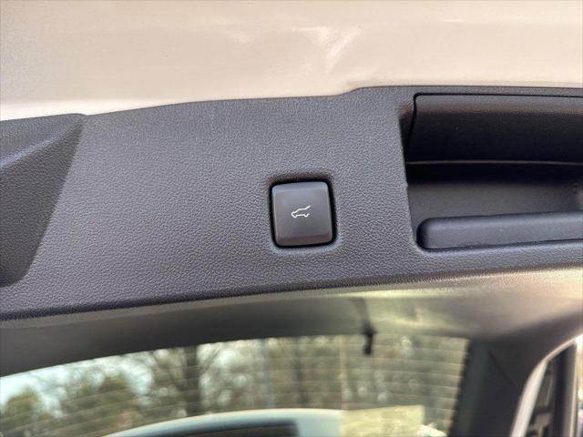 new 2025 Ford Escape PHEV car, priced at $34,303