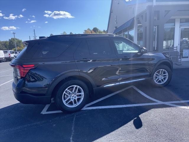 new 2025 Ford Explorer car, priced at $39,350