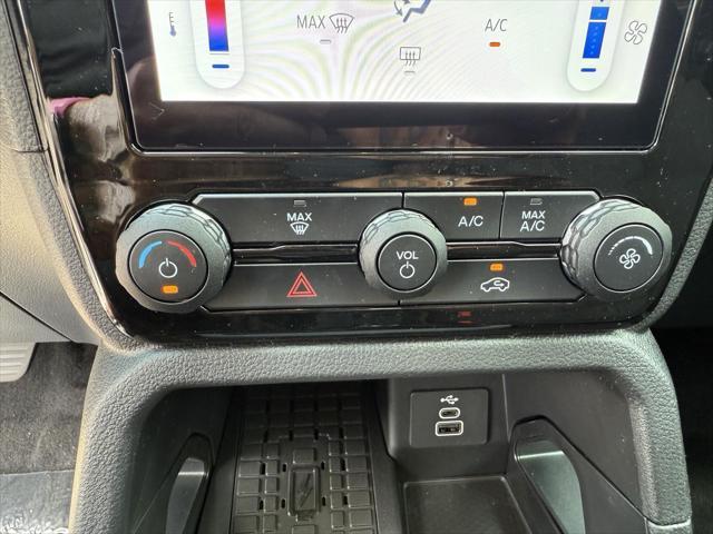 new 2025 Ford Ranger car, priced at $42,185