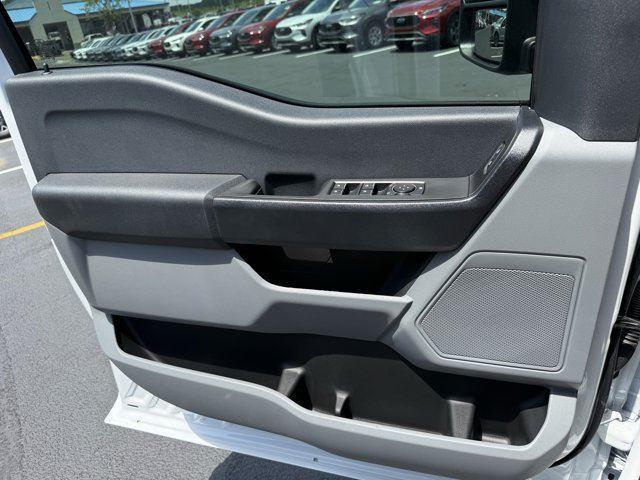 new 2025 Ford F-250 car, priced at $52,295
