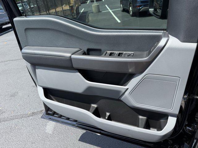 new 2025 Ford F-250 car, priced at $70,100