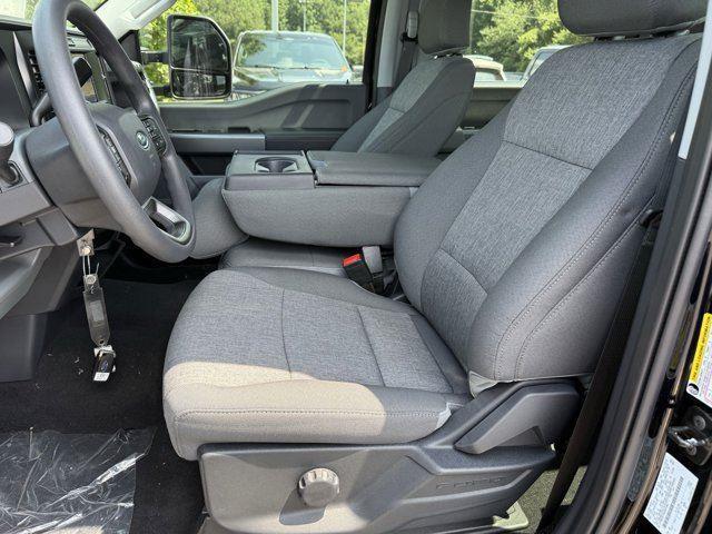 new 2025 Ford F-250 car, priced at $70,100