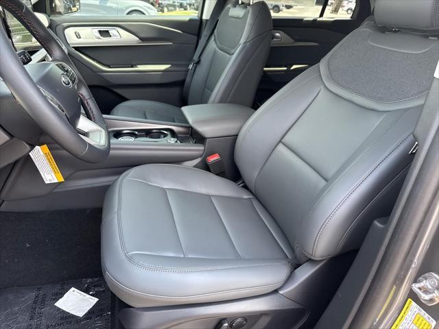 new 2025 Ford Explorer car, priced at $48,003