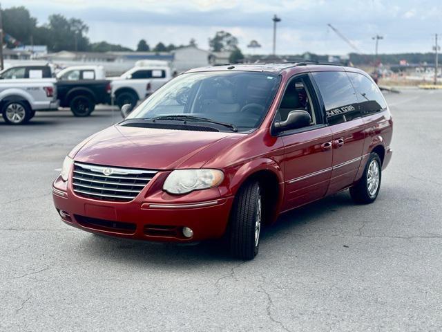 used 2007 Chrysler Town & Country car, priced at $3,000