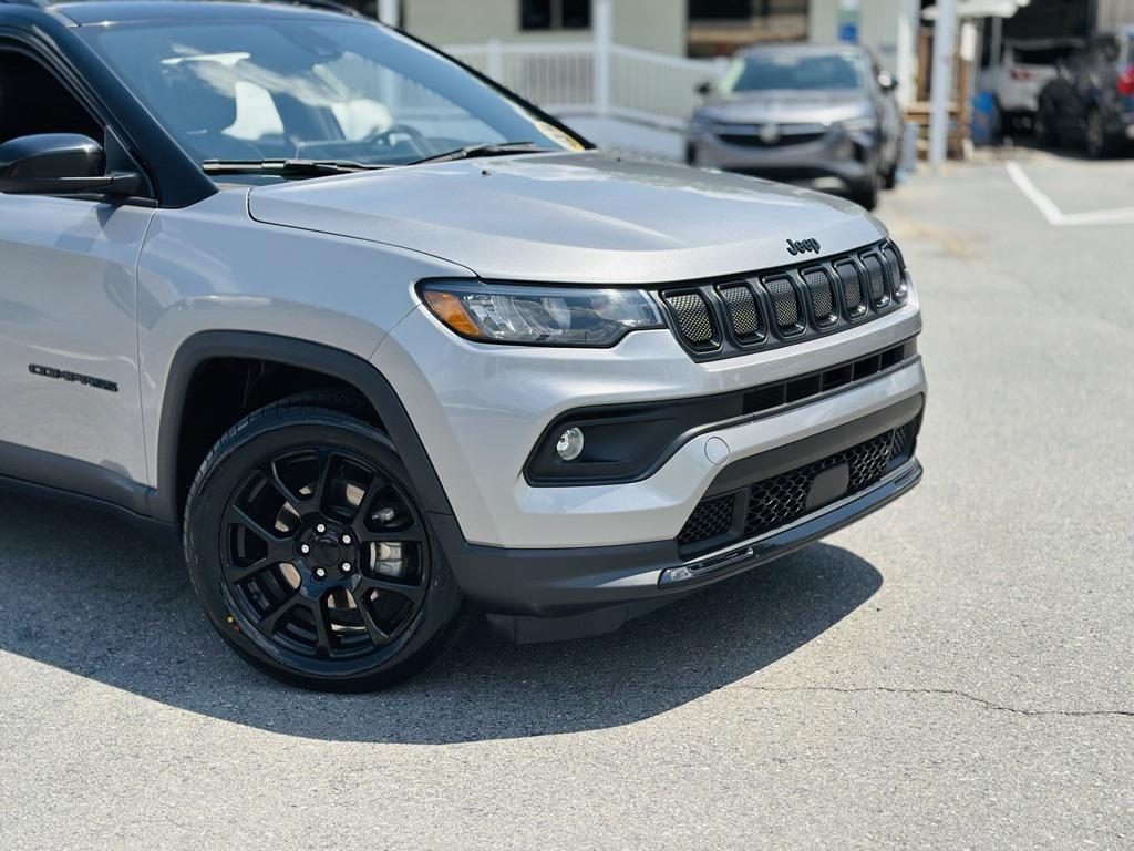 used 2022 Jeep Compass car, priced at $23,035