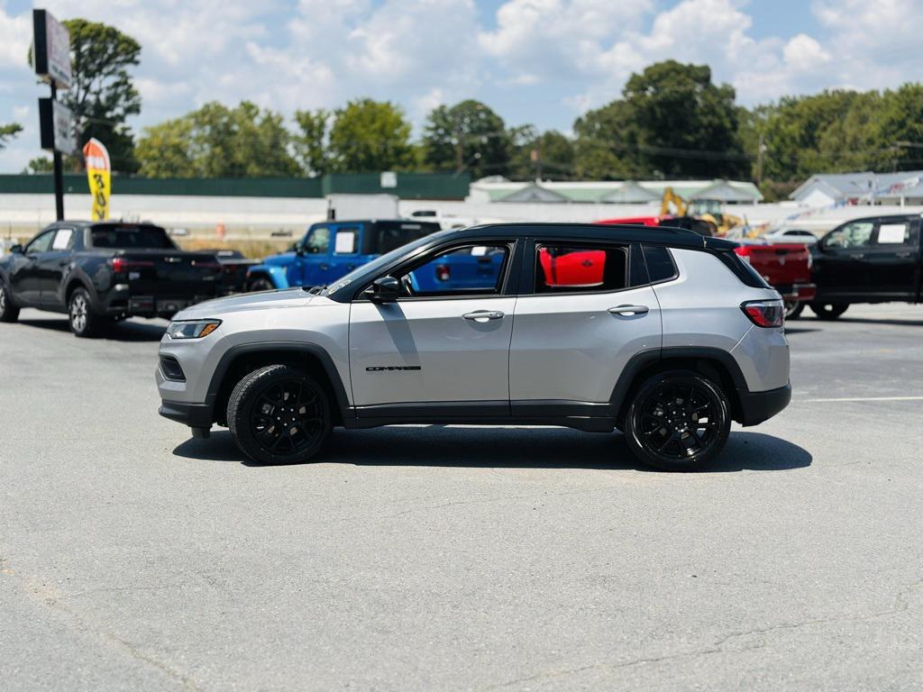 used 2022 Jeep Compass car, priced at $23,035