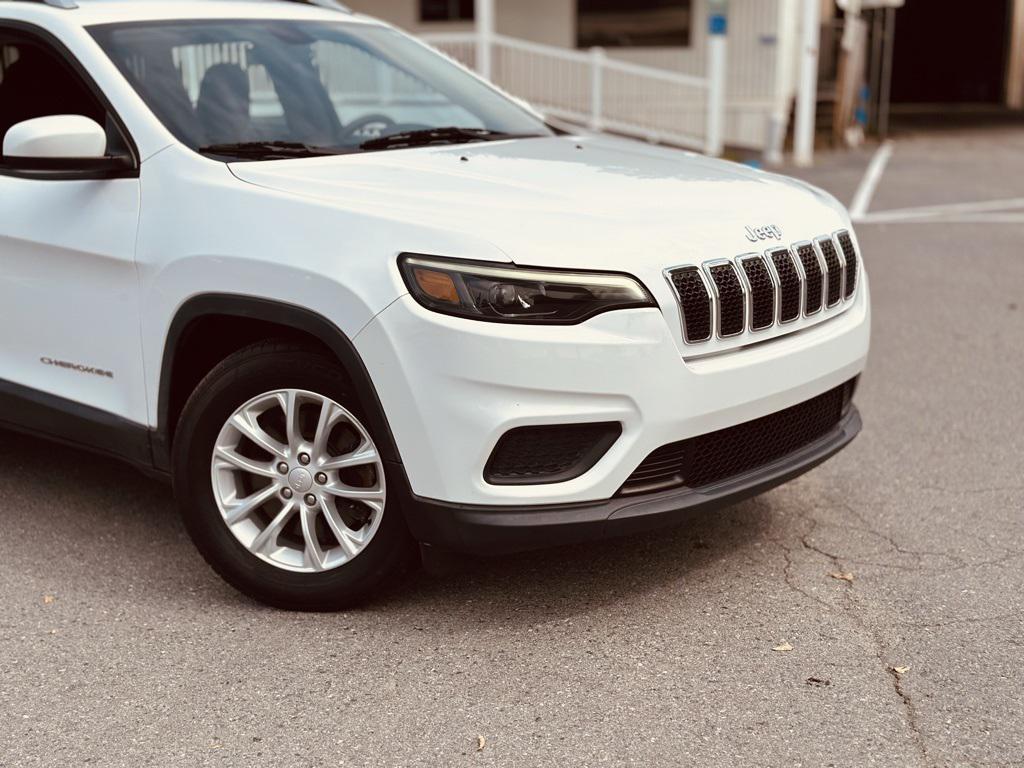 used 2020 Jeep Cherokee car, priced at $14,270