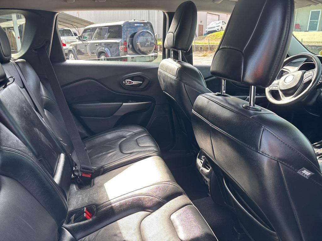 used 2022 Jeep Cherokee car, priced at $17,777