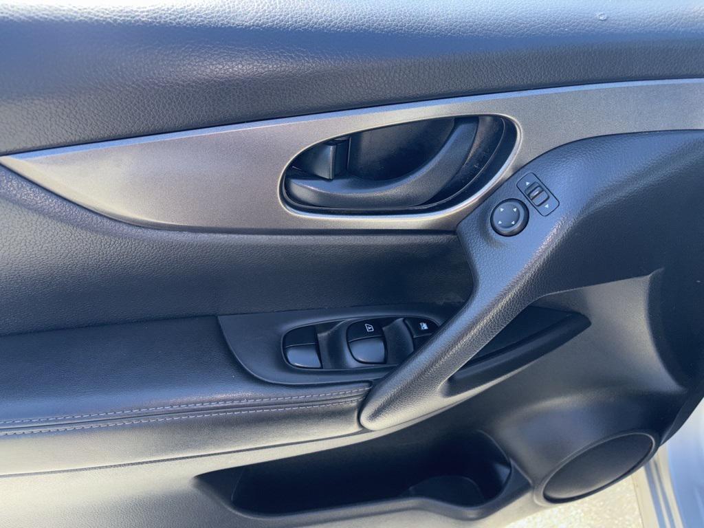 used 2020 Nissan Rogue Sport car, priced at $18,266