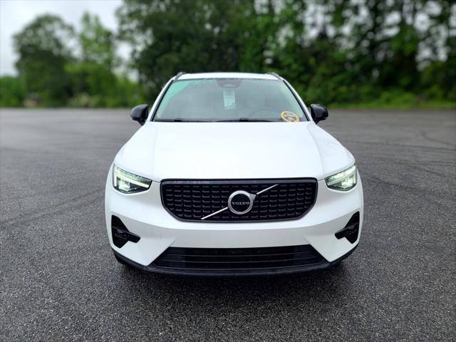 used 2023 Volvo XC40 car, priced at $28,600