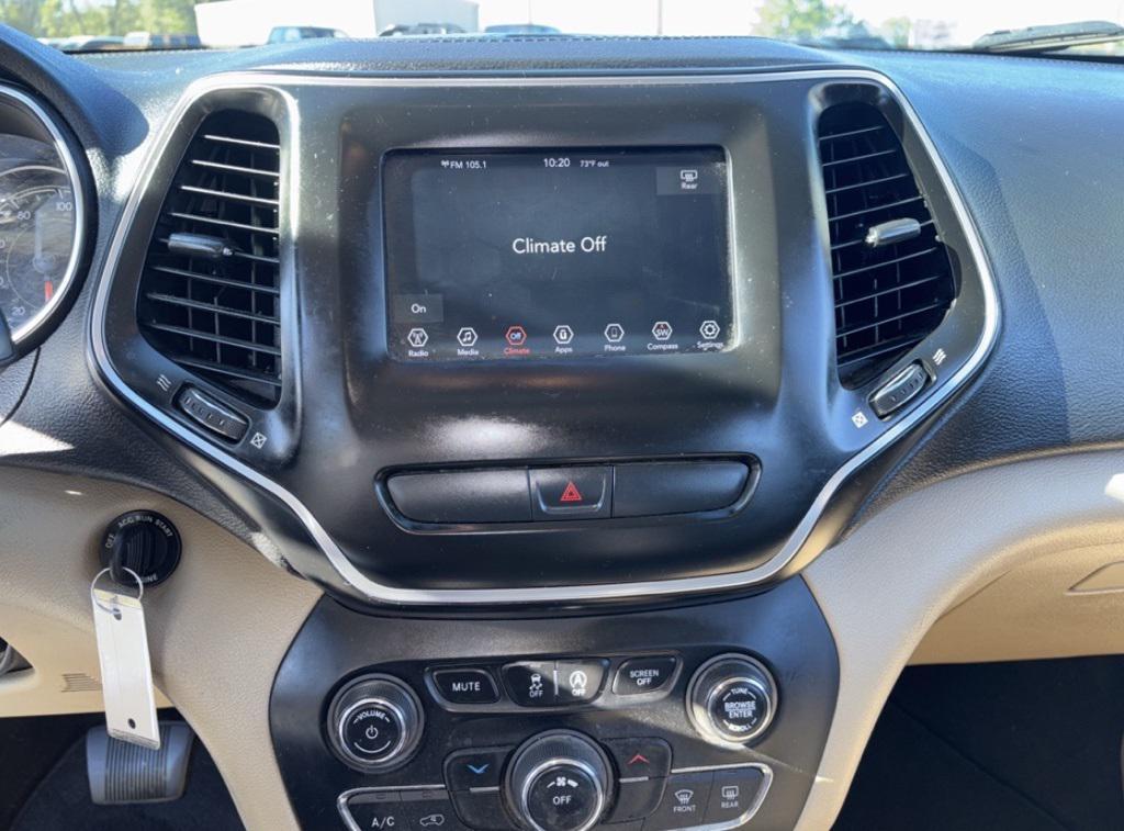 used 2019 Jeep Cherokee car, priced at $16,606