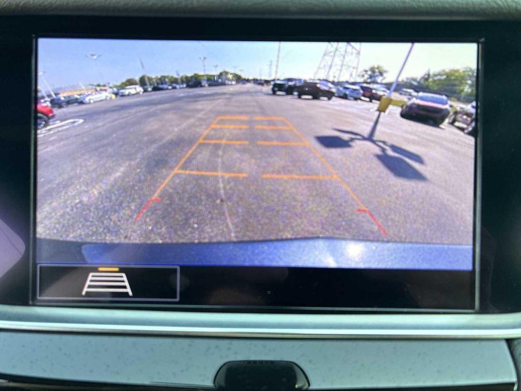 used 2020 Cadillac XT5 car, priced at $28,917
