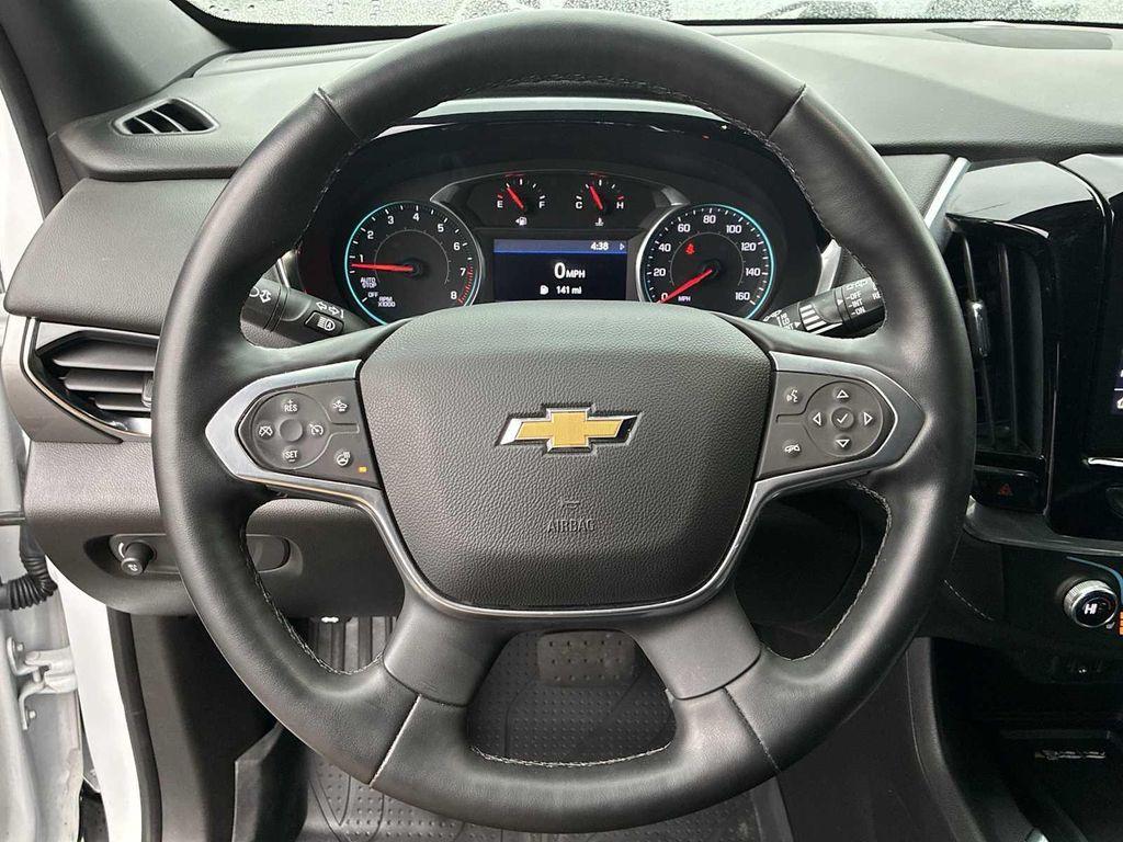 used 2023 Chevrolet Traverse car, priced at $33,997