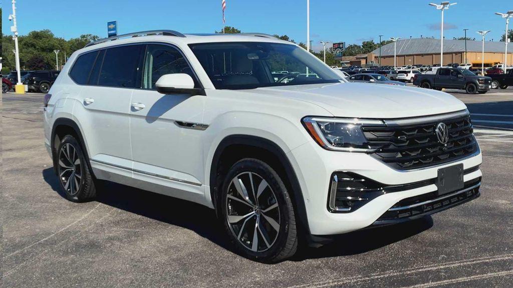 used 2024 Volkswagen Atlas car, priced at $39,356