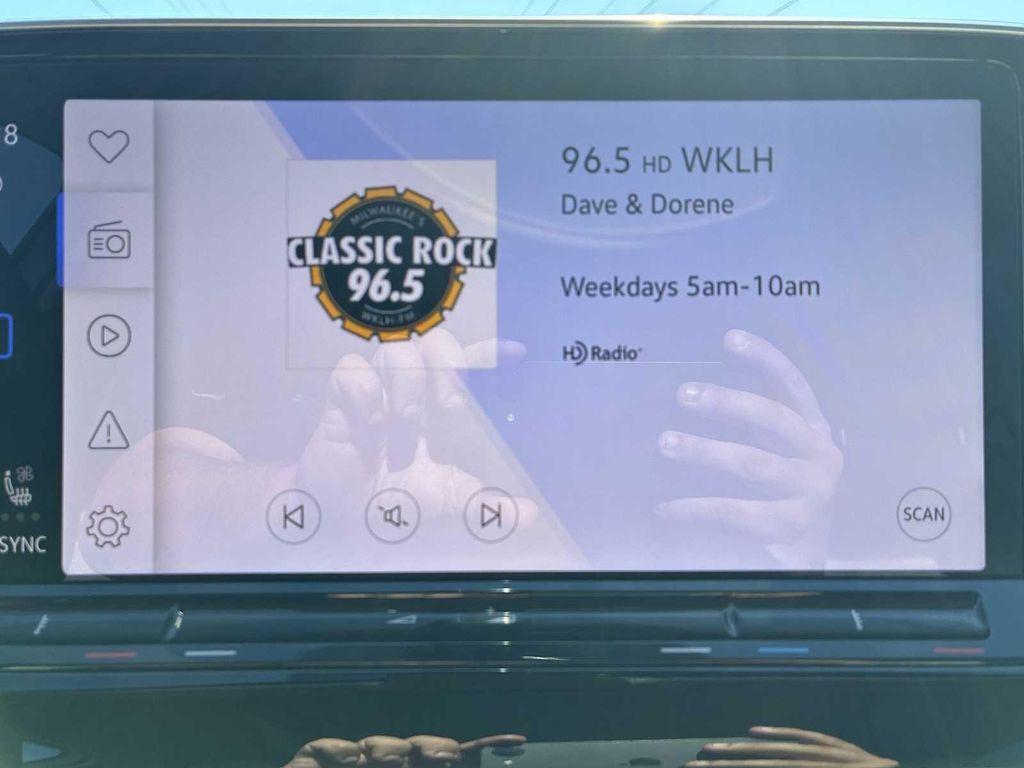 used 2024 Volkswagen Atlas car, priced at $39,356