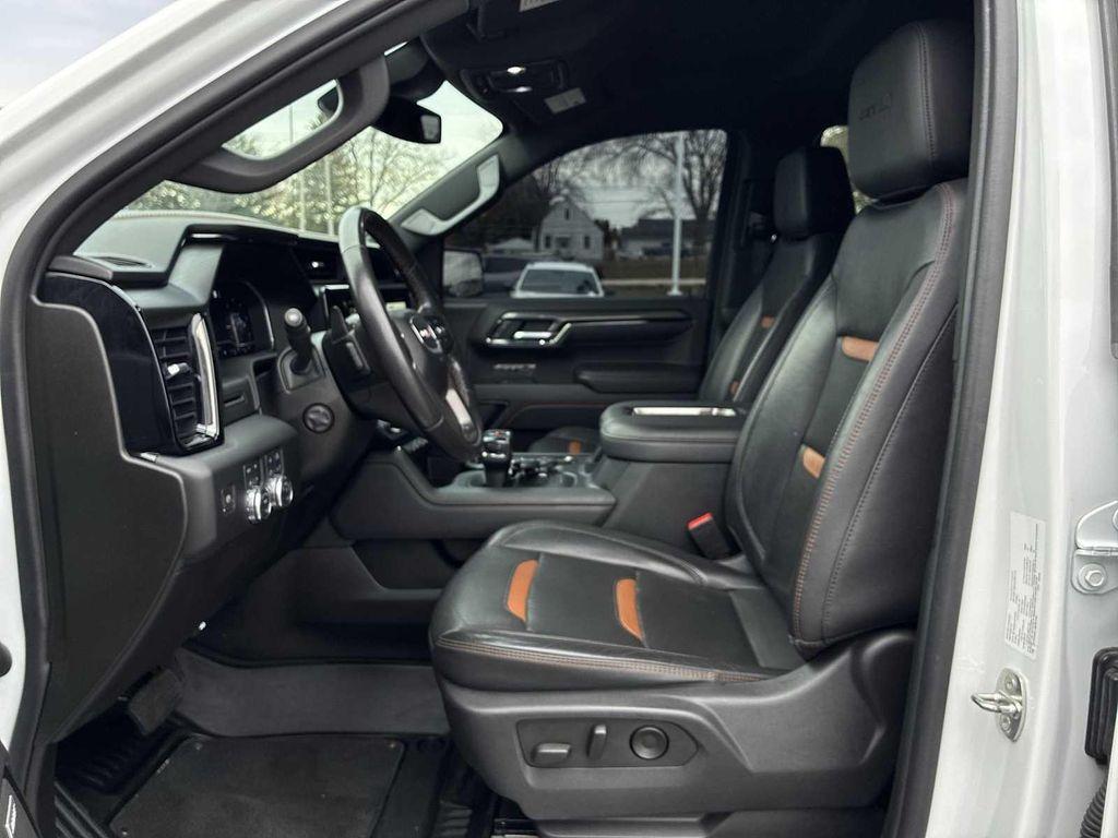 used 2022 GMC Sierra 1500 car, priced at $41,986