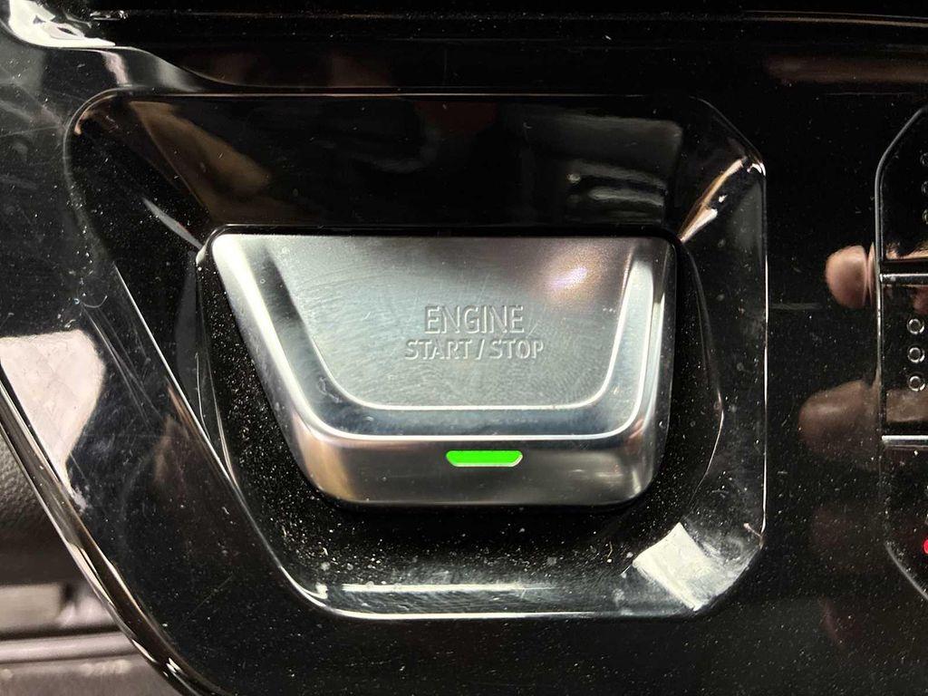 used 2022 GMC Sierra 1500 car, priced at $41,986